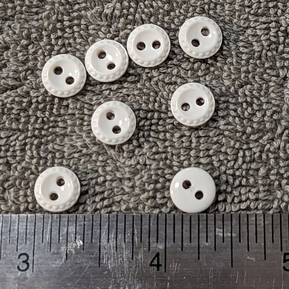 BUTTONS White Plastic with scalloped edges 2 holes to secure (8)